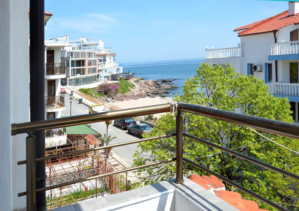 Kani Studios Szozopol Szoba fotó