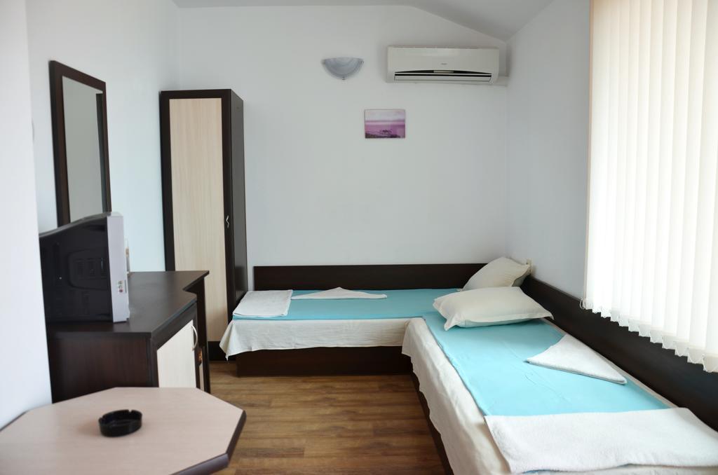 Kani Studios Szozopol Szoba fotó